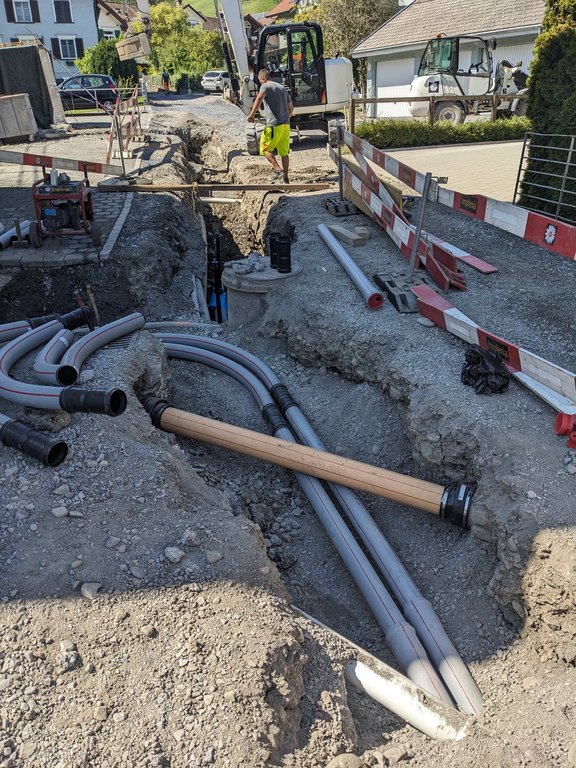 Strom_Beuschenbünt_2.jpg