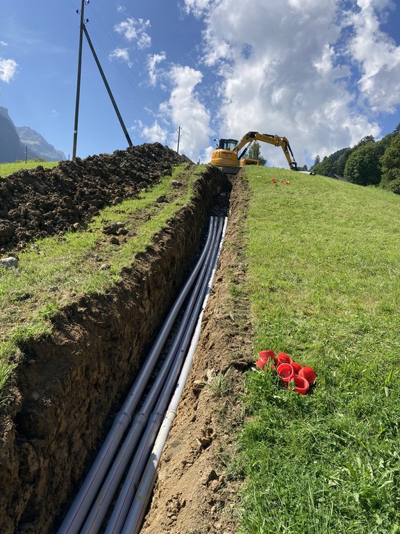 Strom_Muntlerentsch_2.JPG  